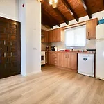 Familia Apartamento